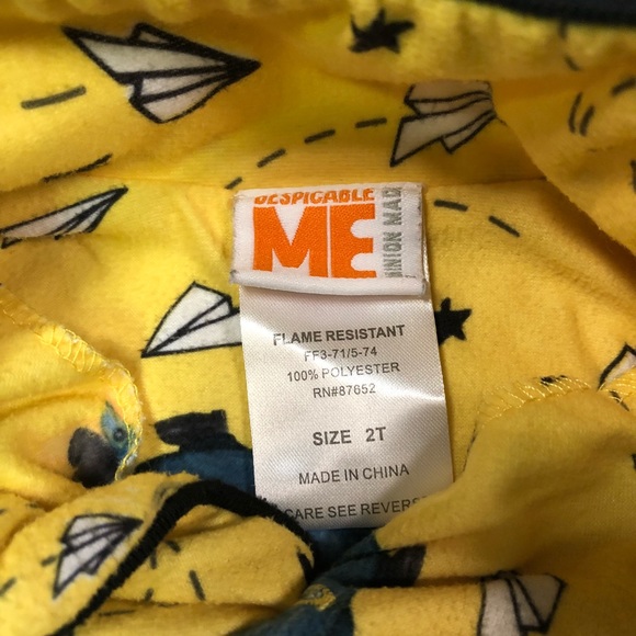 2 Boys Size 2T pajama sets. - Picture 3 of 7